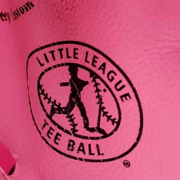 Little League Baseball Glove - Picture 11 of 11